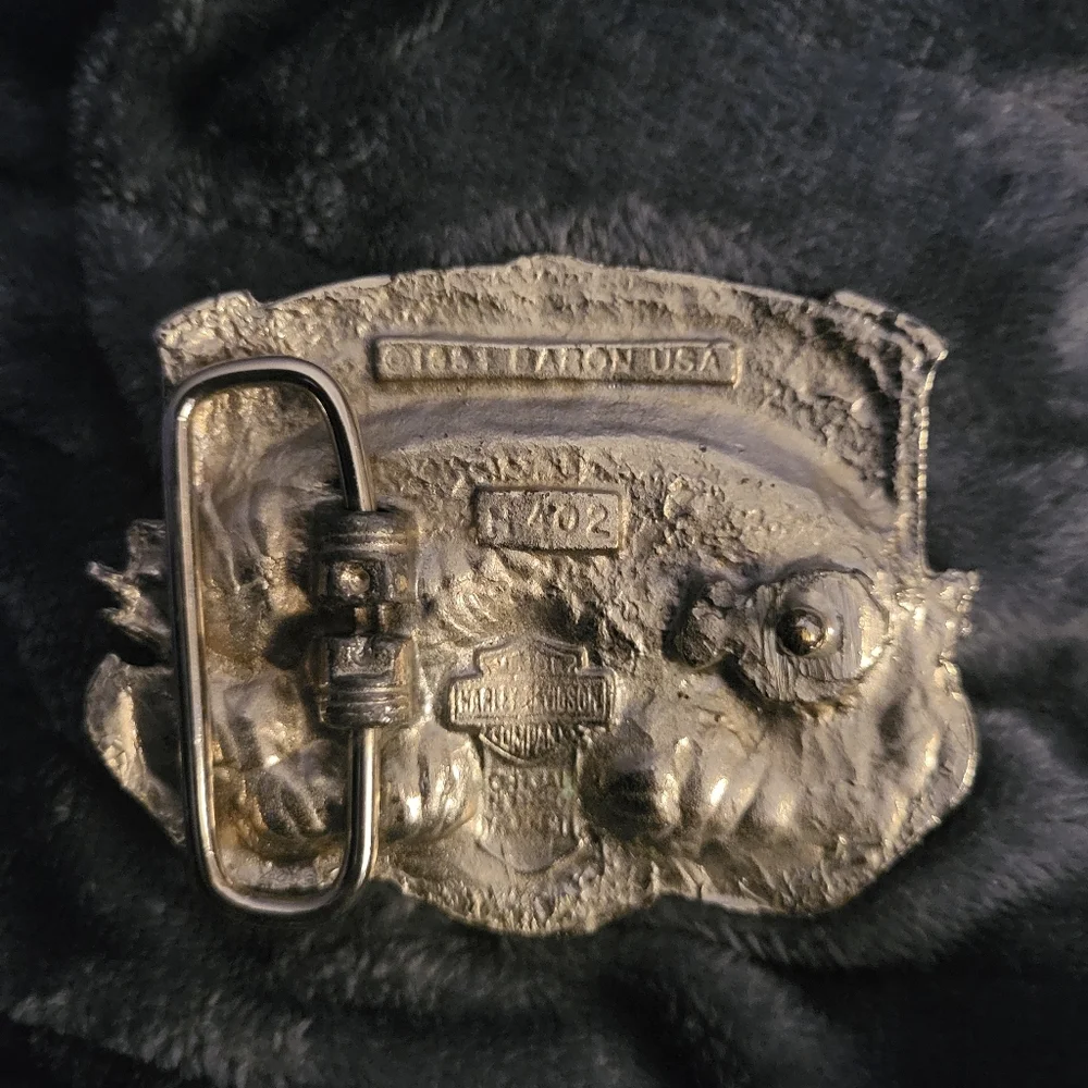 Vintage Harley-Davidson Belt Buckle Silver and Red Emblem with Flag
